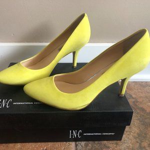 Chartreuse yellow heels pumps by INC size 8
